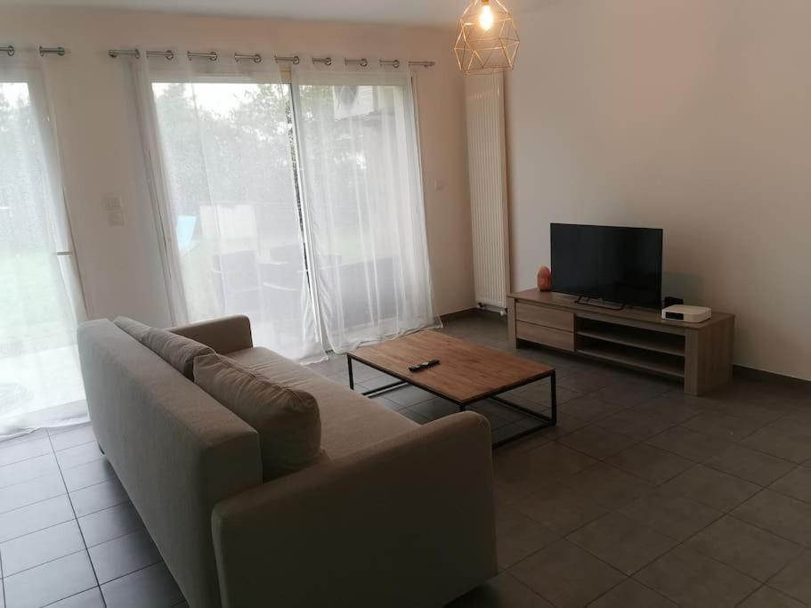 Jolie Maison Entiere Avec 3 Centre Villa Saint-André-de-Cubzac